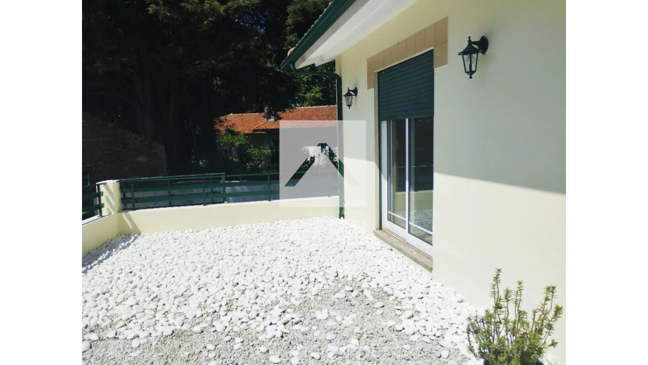 Moradia T3 para Venda em Branca Foto 4