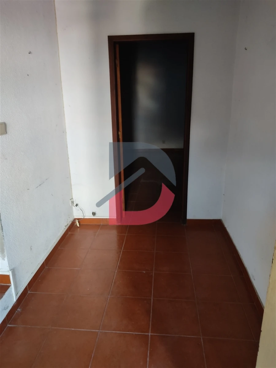 Moradia T0 para Venda em Idanha-A-Nova e Alcafozes Foto 9