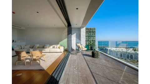 Apartamento T4 para Venda em Parque das Nações