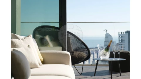 Apartamento T5 para Venda em Parque das Nações