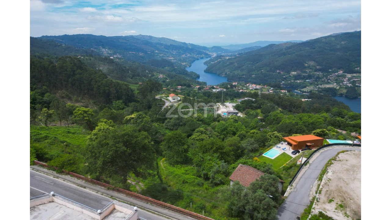 Terreno para Venda em Ventosa e Cova Foto 7