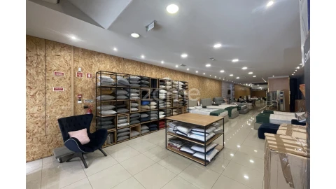 Negócio para Venda em Braga (Maximinos, Sé e Cividade)