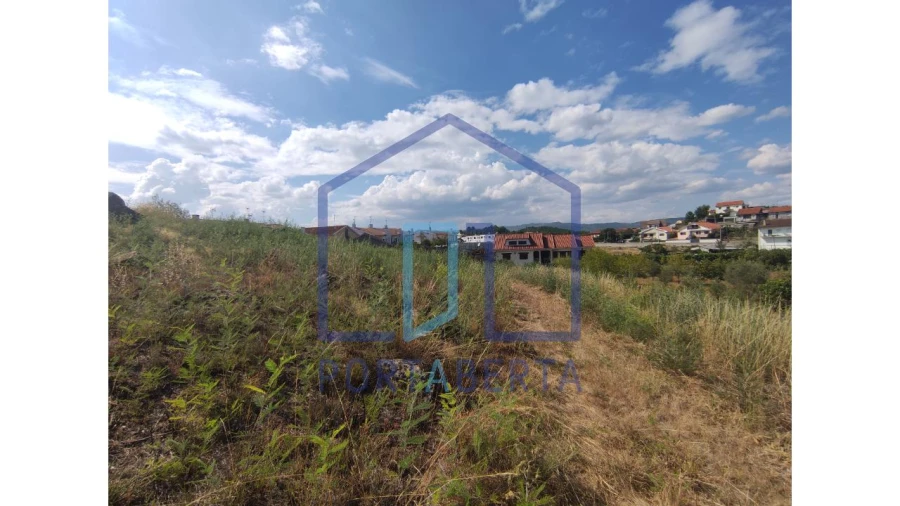 Terreno para Venda em Santa Maria Maior Foto 2