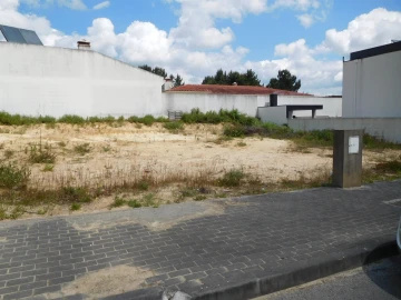 Terreno para Venda em Parceiros e Azoia