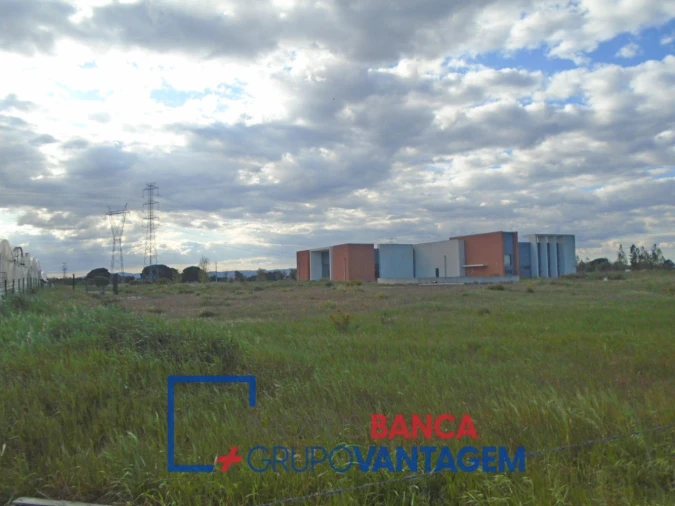 Prédio para Venda em Samora Correia Foto 11