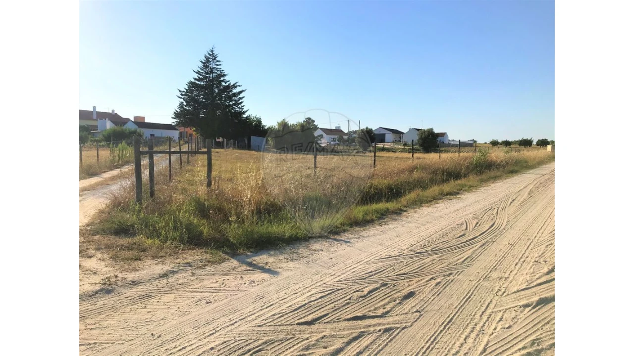 Terreno para Venda em Coruche, Fajarda e Erra Foto 1