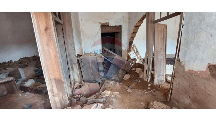 Moradia T4 para Venda em São Bartolomeu de Messines Foto 5