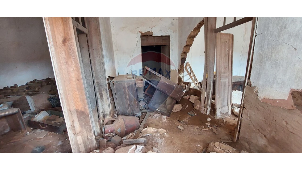 Moradia T4 para Venda em São Bartolomeu de Messines Foto 5