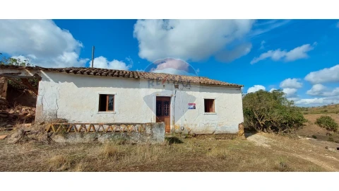 Moradia T3 para Venda em São Bartolomeu de Messines