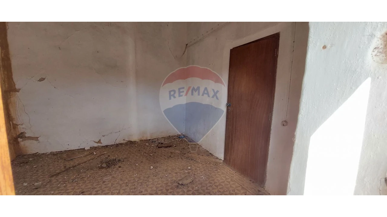 Moradia T3 para Venda em São Bartolomeu de Messines Foto 12