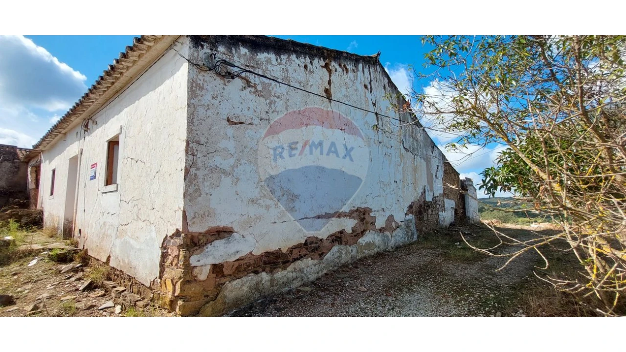 Moradia T3 para Venda em São Bartolomeu de Messines Foto 7