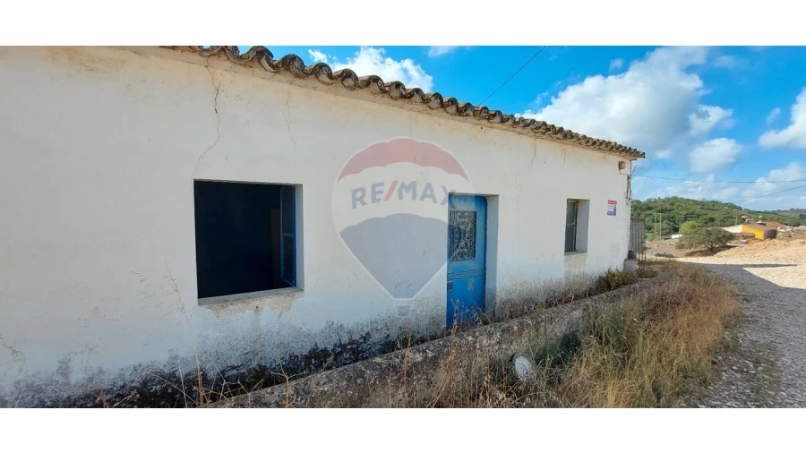 Moradia T3 para Venda em São Bartolomeu de Messines Foto 6