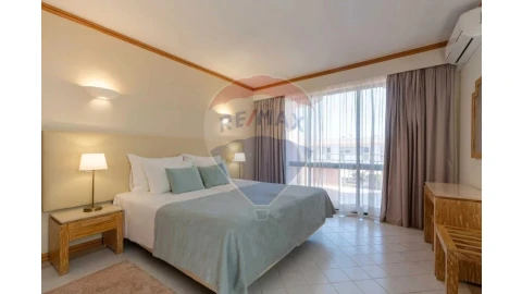 Apartamento T1 para Venda em Albufeira e Olhos de Água