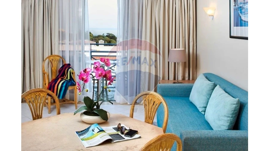 Apartamento T1 para Venda em Albufeira e Olhos de Água Foto 4
