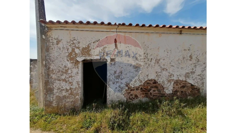 Moradia T1 para Venda em São Marcos da Serra Foto 2