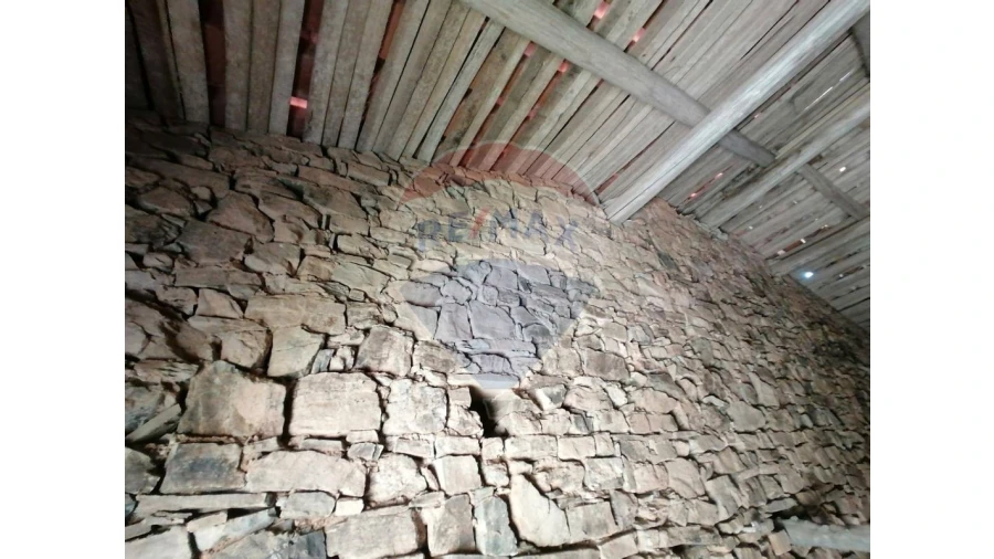 Moradia T1 para Venda em São Marcos da Serra Foto 4