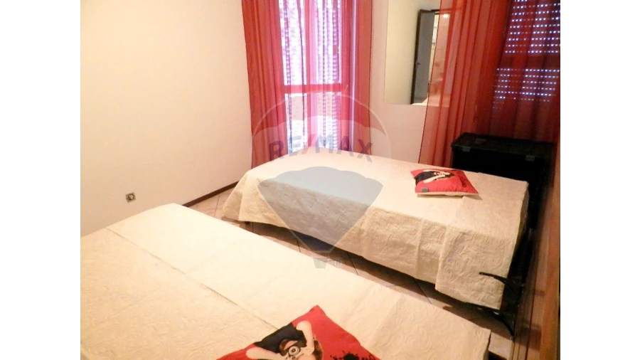 Apartamento T2 para Venda em Albufeira e Olhos de Água Foto 13
