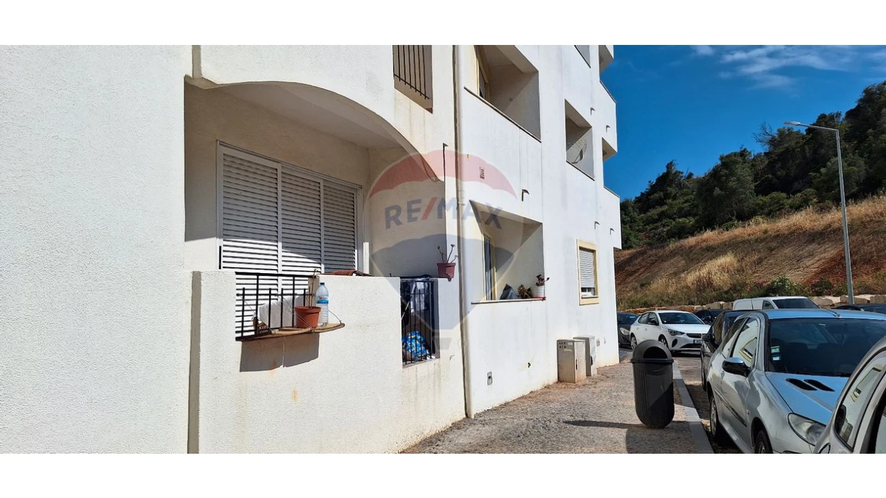 Apartamento T2 para Venda em Albufeira e Olhos de Água Foto 1