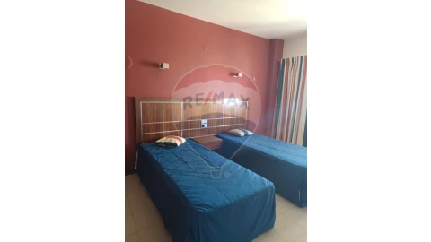 Apartamento T1 para Venda em Albufeira e Olhos de Água