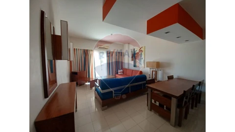 Apartamento T1 para Venda em Albufeira e Olhos de Água