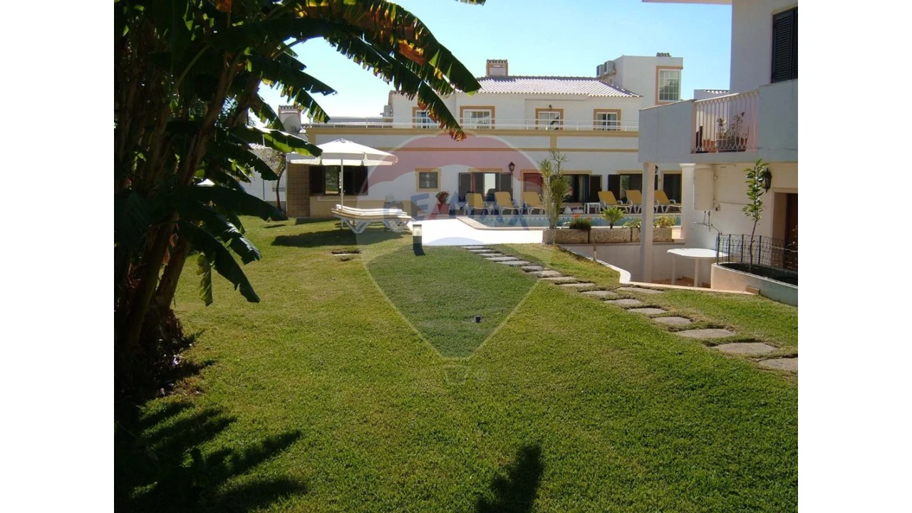 Prédio para Venda em Albufeira e Olhos de Água Foto 9