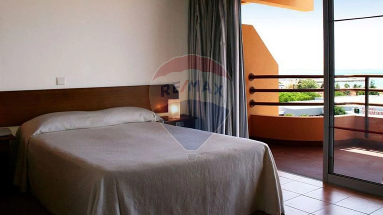 Armazém para Venda em Quarteira Foto 5