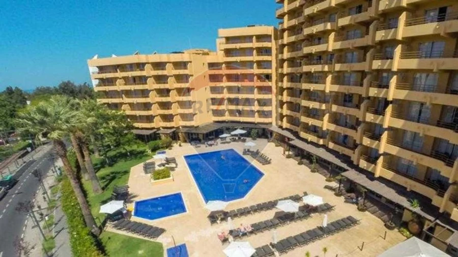 Armazém para Venda em Quarteira Foto 2