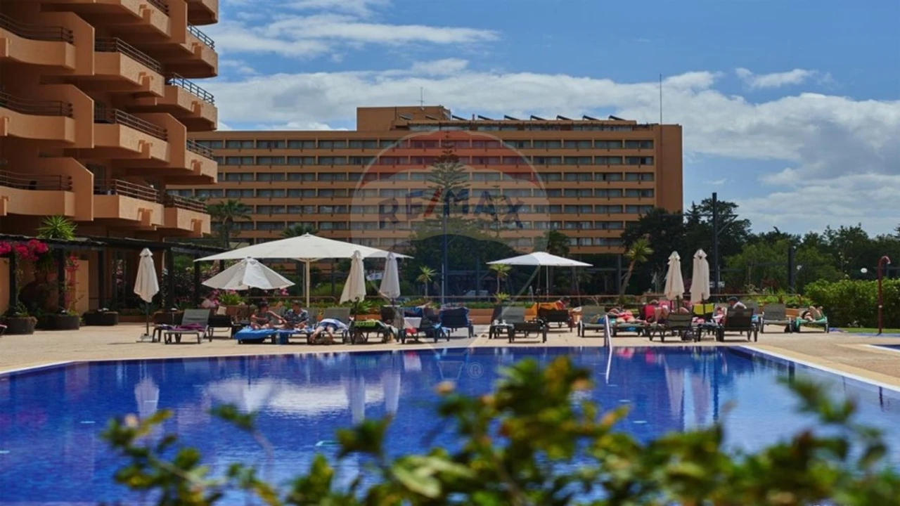 Armazém para Venda em Quarteira Foto 9