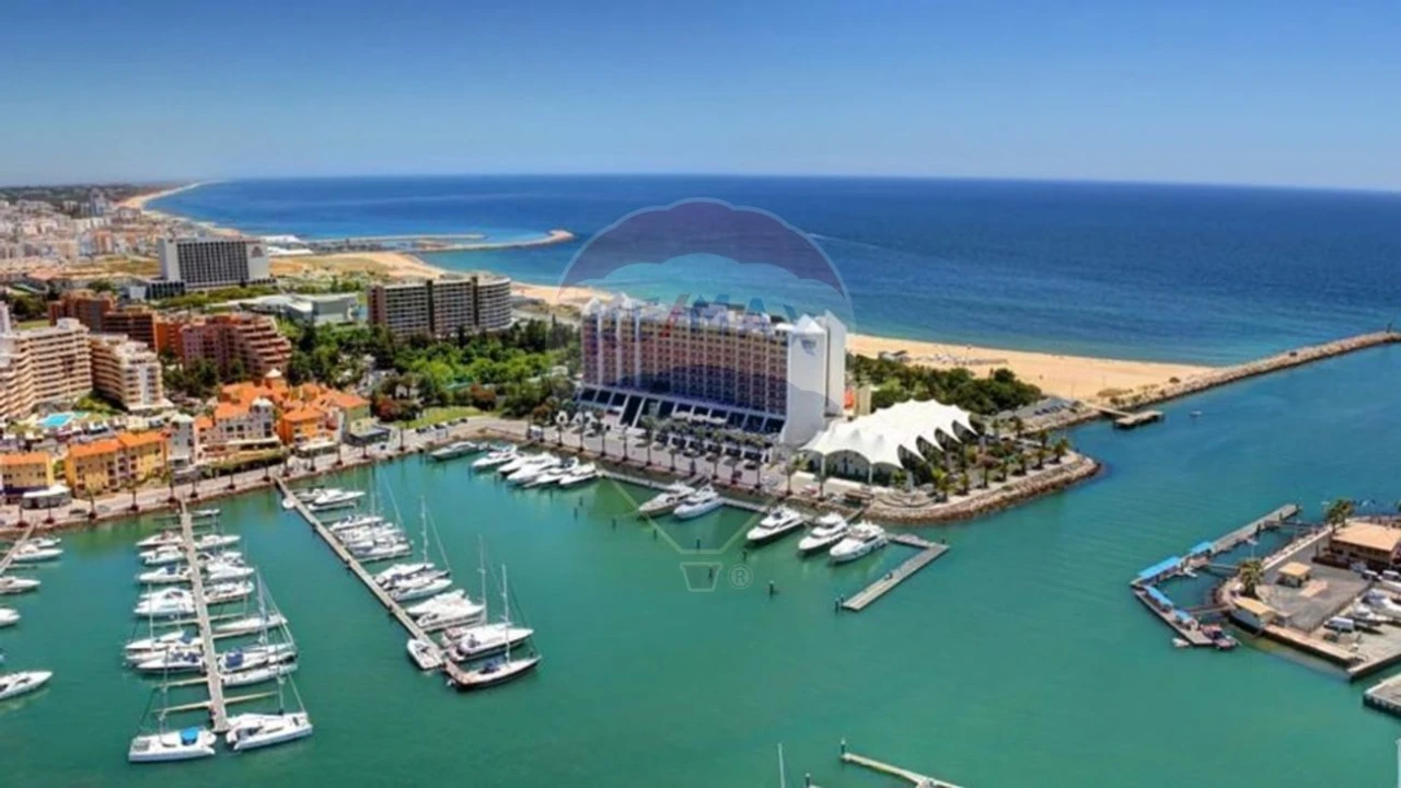 Armazém para Venda em Quarteira Foto 7