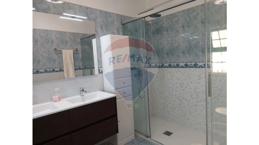 Moradia T4 para Venda em São Brás de Alportel Foto 10