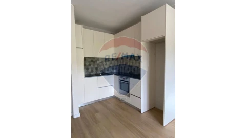 Apartamento T1 para Venda em Cedofeita, Santo Ildefonso, Sé, Miragaia, São Nicolau e Vitória