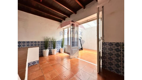 Moradia T3 para Venda em Carcavelos e Parede