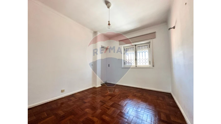 Moradia T3 para Venda em Carcavelos e Parede Foto 18