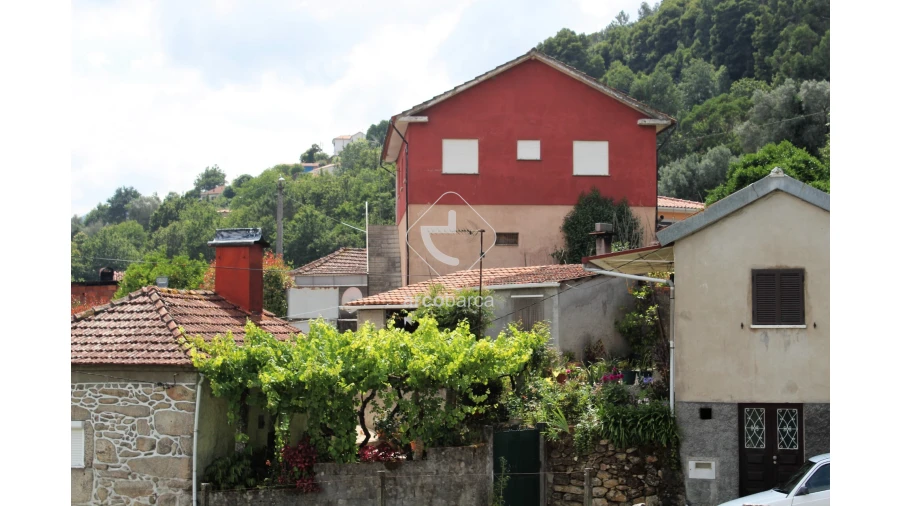 Moradia T3 para Venda em Alvora e Loureda Foto 26