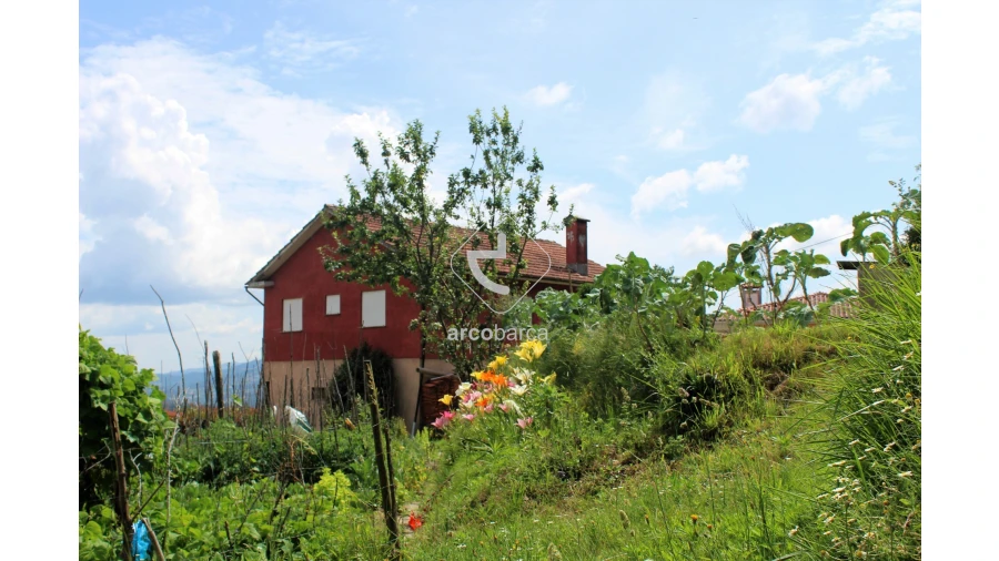 Moradia T3 para Venda em Alvora e Loureda Foto 1