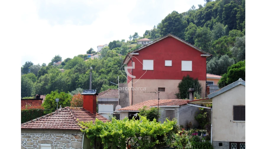 Moradia T3 para Venda em Alvora e Loureda Foto 22