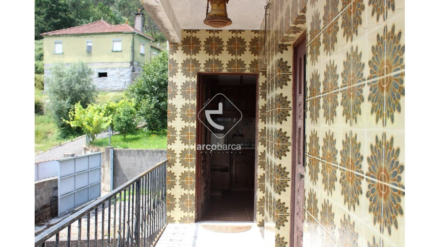 Moradia T3 para Venda em Alvora e Loureda Foto 4