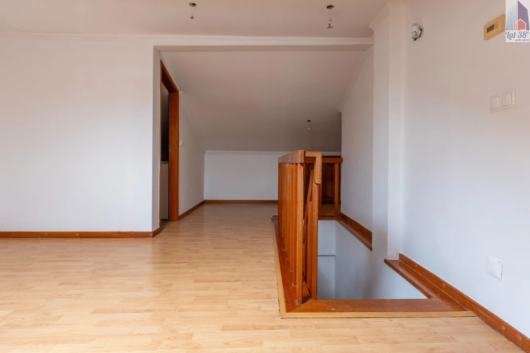 Apartamento T2 para Venda em Falagueira-Venda Nova Foto 14