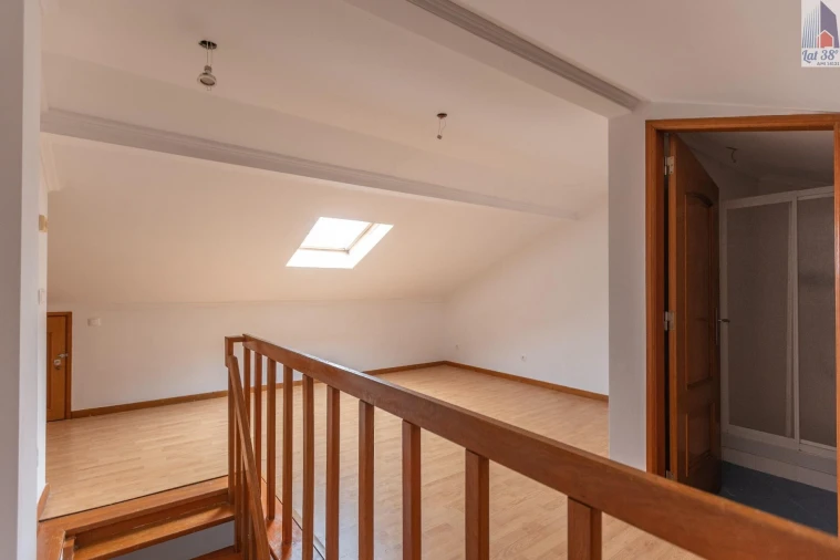 Apartamento T2 para Venda em Falagueira-Venda Nova Foto 17