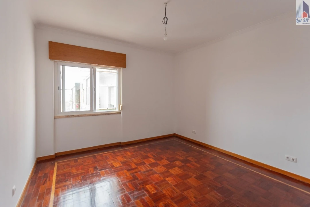 Apartamento T2 para Venda em Falagueira-Venda Nova Foto 7