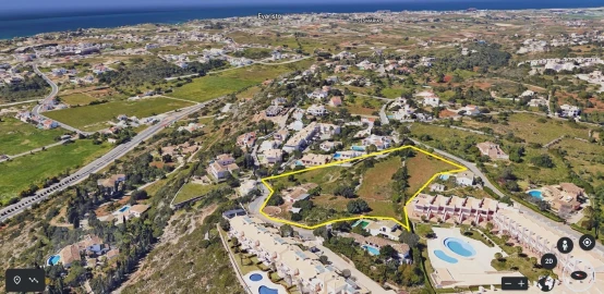 Terreno para Venda em Albufeira e Olhos de Água