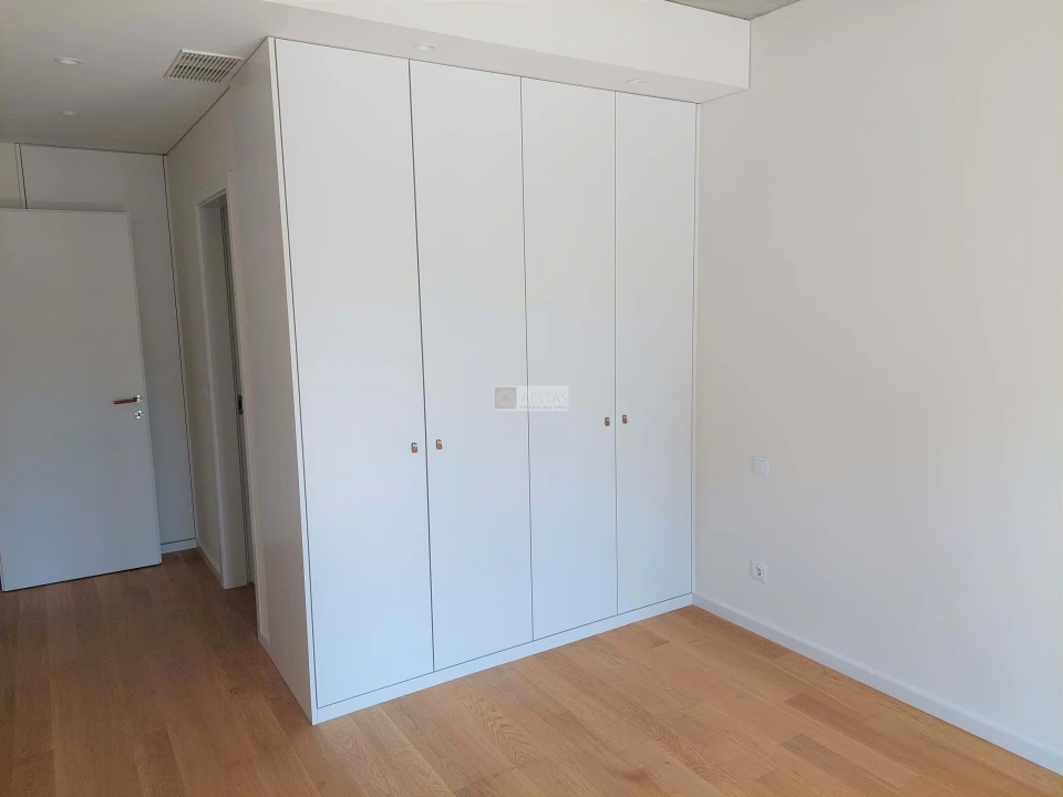 Apartamento T2 para Venda em Canidelo Foto 9