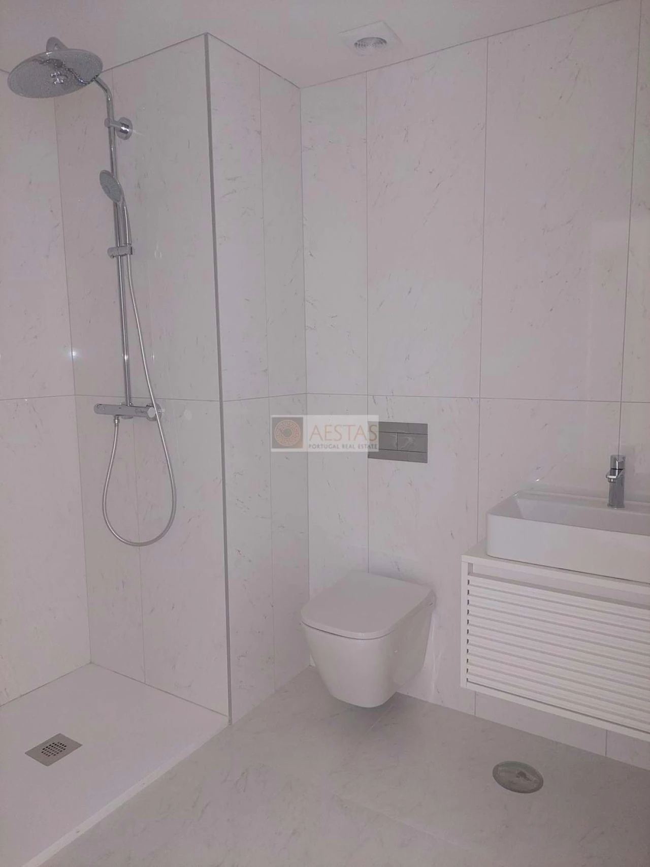 Apartamento T2 para Venda em Canidelo Foto 10