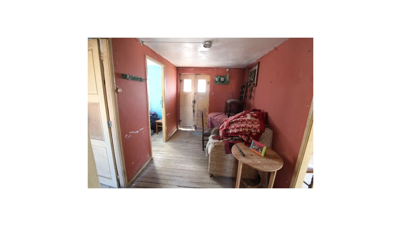 Moradia T2 para Venda em Palmeira de Faro e Curvos Foto 3