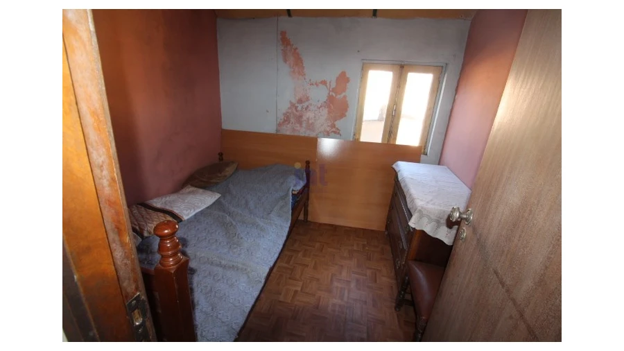 Moradia T2 para Venda em Palmeira de Faro e Curvos Foto 9