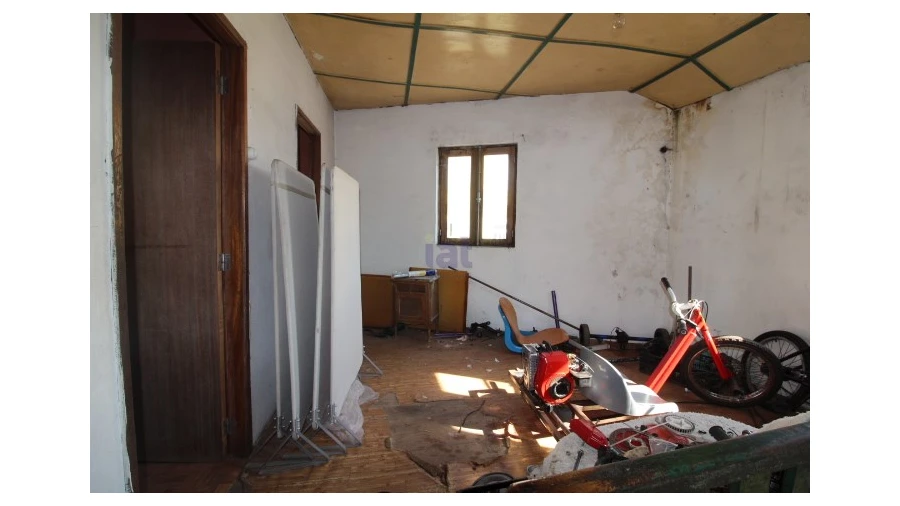 Moradia T2 para Venda em Palmeira de Faro e Curvos Foto 11