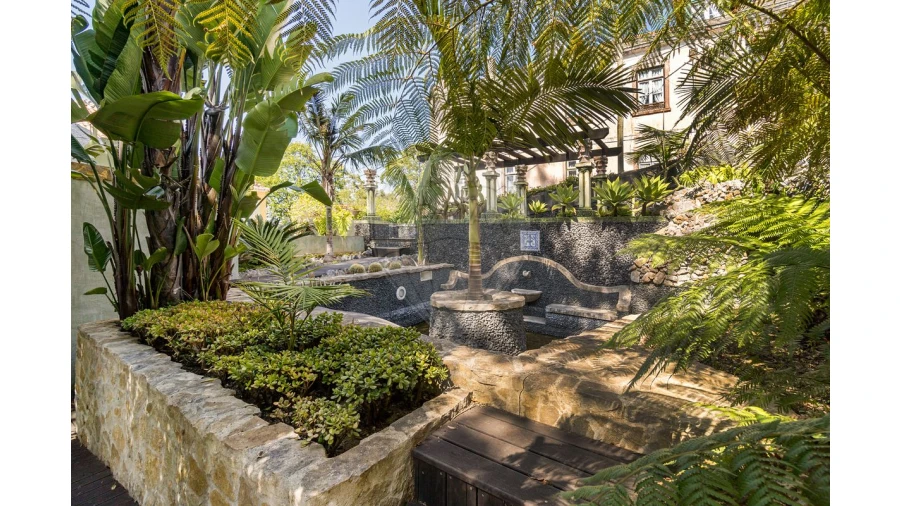 Moradia T12 para Venda em Santa Maria e São Miguel, São Martinho, São Pedro Penaferrim Foto 12