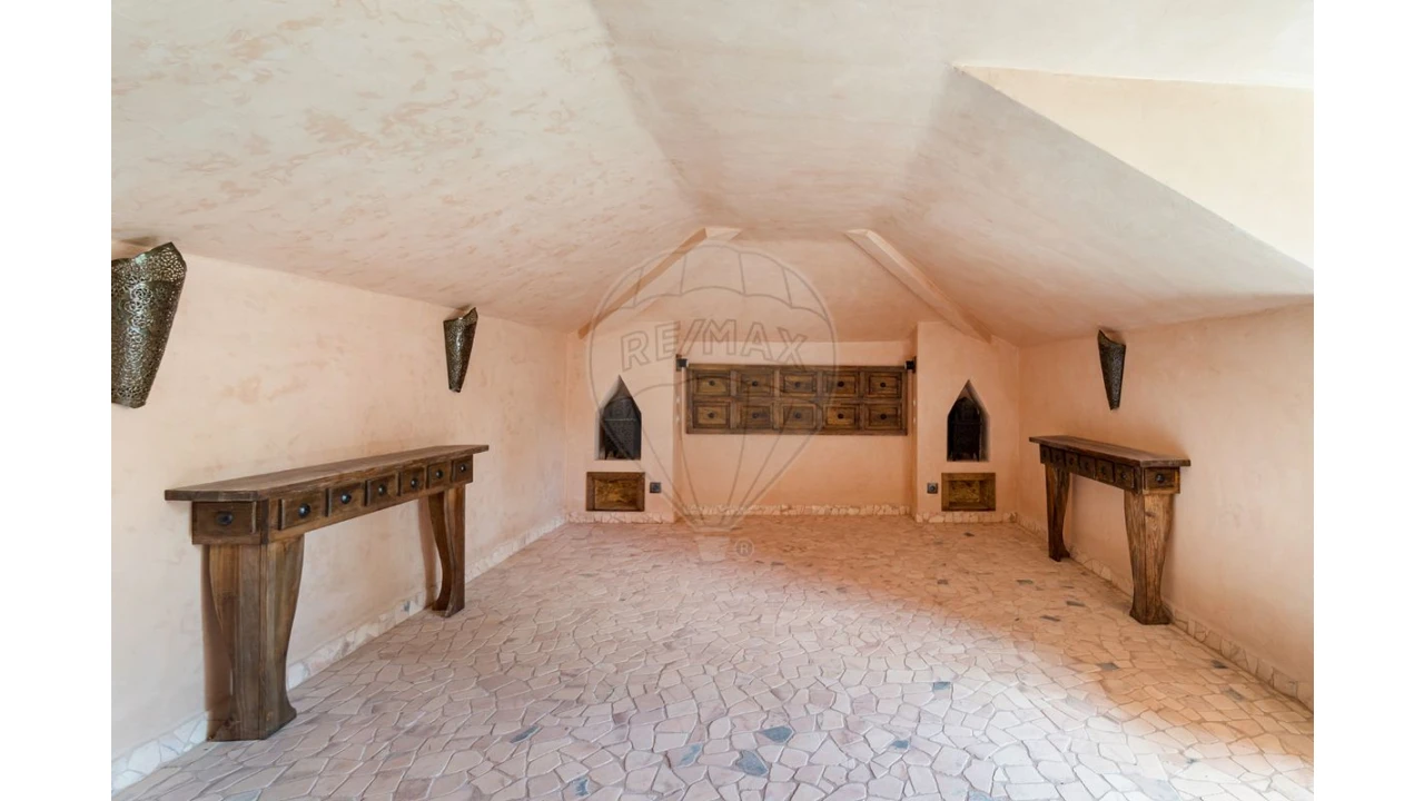 Moradia T12 para Venda em Santa Maria e São Miguel, São Martinho, São Pedro Penaferrim Foto 24