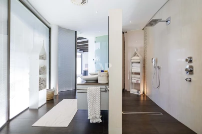 Moradia T5 para Venda em Quarteira