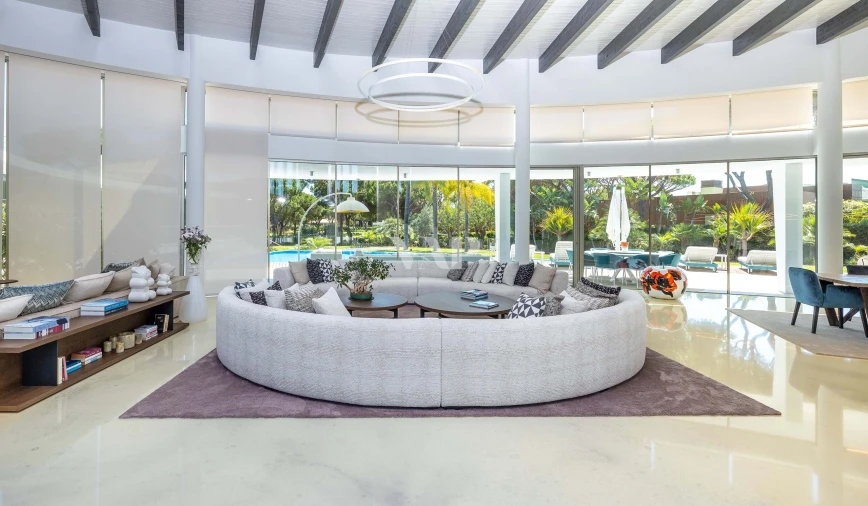 Moradia T5 para Venda em Quarteira Foto 11